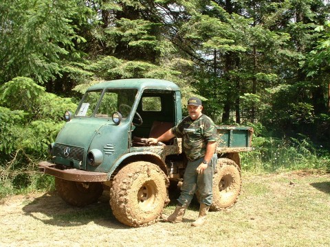 1955 Unimog 411 1955 Unimog 411 with rear mount stock Mog winch