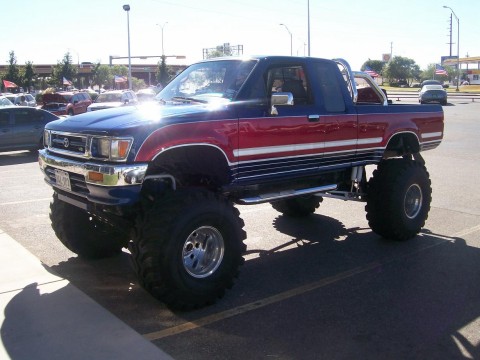 toyota on 44s