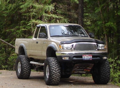 Toyota Tacoma Off Roading. 2001 Toyota Tacoma TRD 4X4