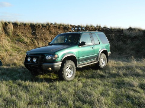 1999 Ford Explorer Sport