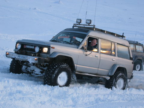 Nissan Patrol Highroof