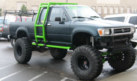 4x4 toyota pick up truck