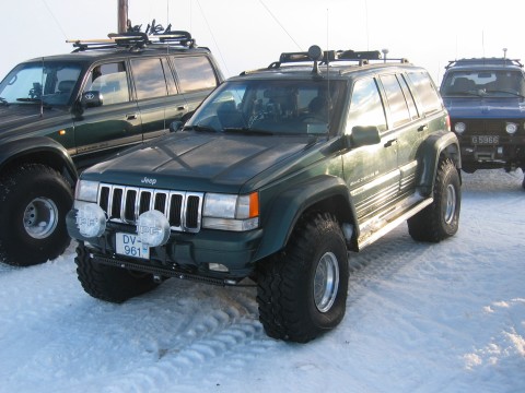 A Grand Cherokee on 38 inch Radial Monster Mudders