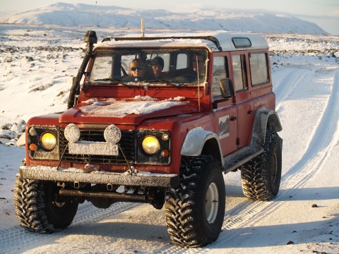 Skuli and his wife Margret take their kids along in the Land Rover Defender.