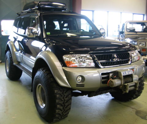 4x4 Mitsubishi Pajero is a popular type of SUV in Iceland.