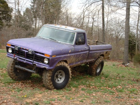 77 Ford F250 Was told it is a high boy Military drivetrain