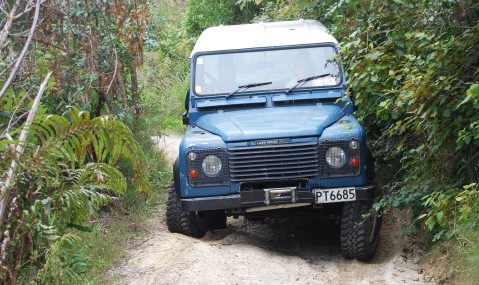 Land Rover 90