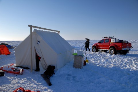 Magnetic North Pole OffRoad