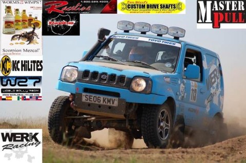 Ponce and Hendryk racing for TEAM WERK1 in the Blue Petrol Suzuki Jimny 4x4.