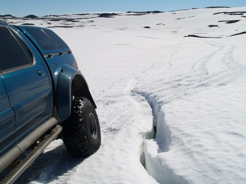 Offroad Eiríksjökull - by the lake