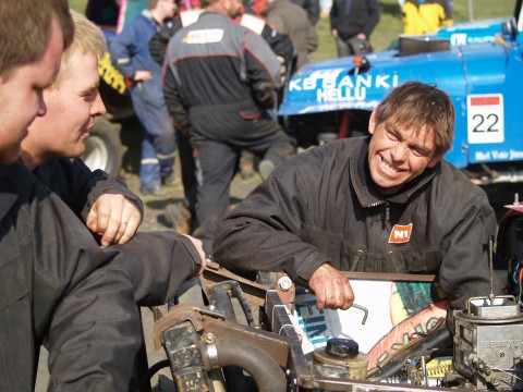 Being a mechanic on these events looks like fun!