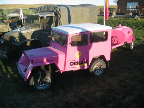 Old Army Truck - pink Willies