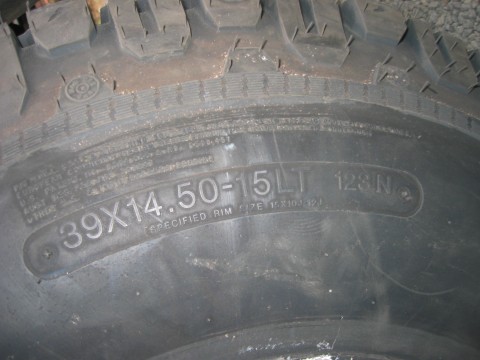 PitBull MadDog Tires 39x14.50-15LT