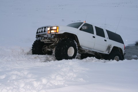 BIG Suburban - 49 Inch Tires and Atlas Gears