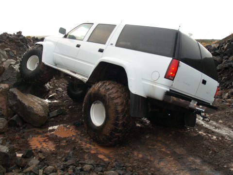 BIG Suburban - 49 Inch Tires and Atlas Gears