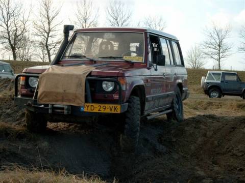 1989 Mitsubishi Pajero 3L V6