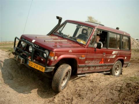 1989 Mitsubishi Pajero 3L V6