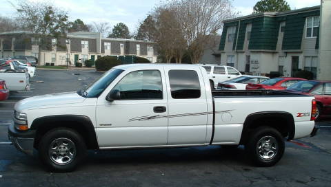 2001 Olympic white Chevy Silverado 4.8l Z71 4X4