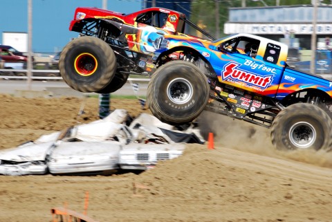 Indy Monster Trucks - 4-Wheel Jamboree