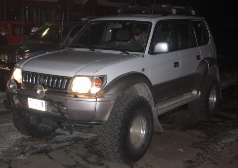 Birgir preparing his LandCruiser