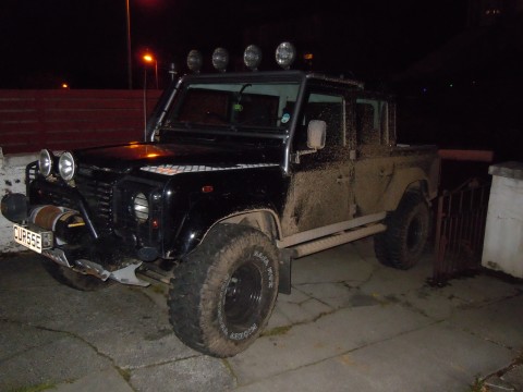 Land Rover Defender 110