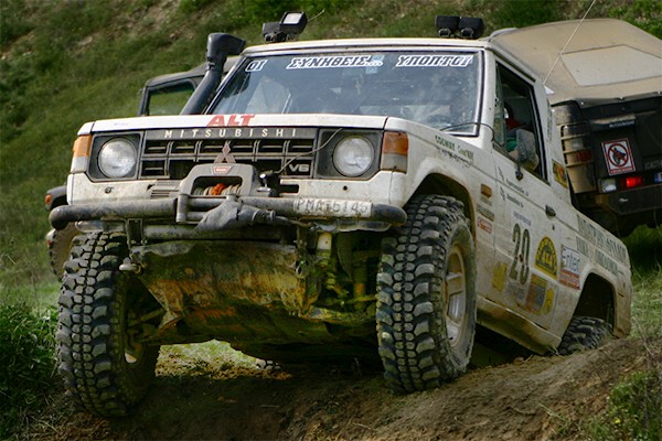 4WD Front Suspension - Choosing between IFS and SAS