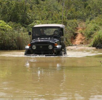 4x4 Indonesia - Toyota Land Cruiser 1976