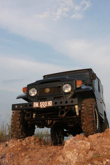 4x4 Indonesia - Toyota Land Cruiser 1976