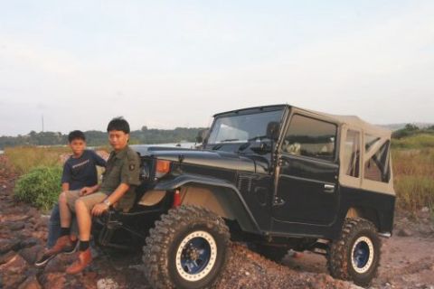 4x4 Indonesia - Toyota Land Cruiser 1976