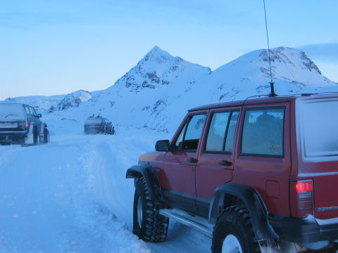 Einar in tracks