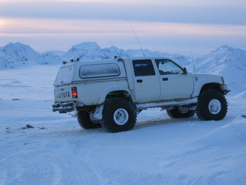 Toyota Hilux Double Cab 38