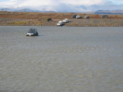 Soleyjarhofdi - crossing Thjorsa