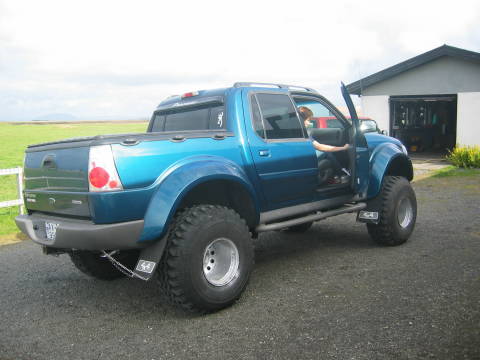 4x4 Sport Trac at Gaulverjabær farm