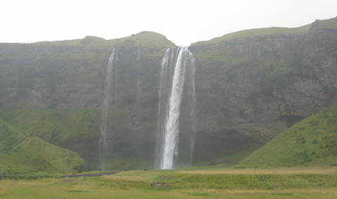 Seljalandsfoss waterfall