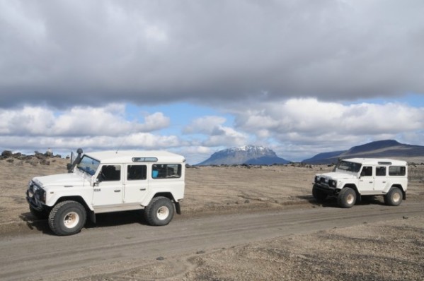 Land Rover ISAK Calendar - Catching amazing offroading moments!