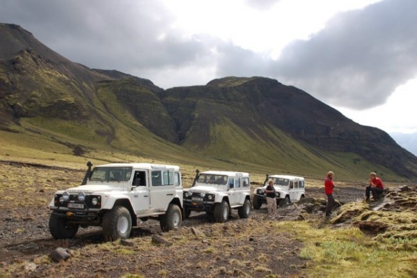 Land Rover ISAK Calendar - Catching amazing offroading moments!