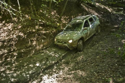 Dacia Duster - Beyond The Limits