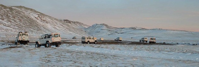 ISAK 4x4 Rental - Defenders in the snow