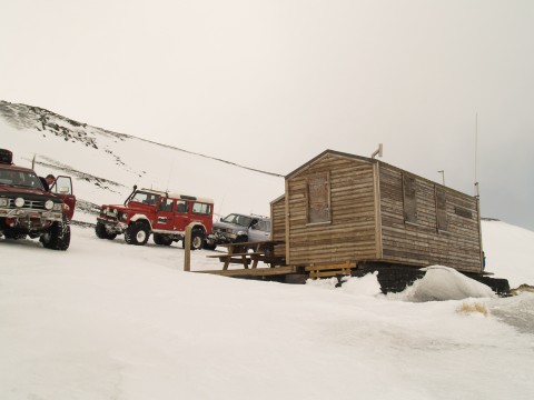 Emergency hut at Kistufell