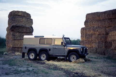 Manfred's 6x6 Land Rover