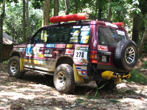 Mitusbishi Pajero 2.4 injection multi valve petrol, 1998