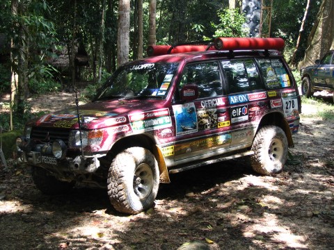 Mitusbishi Pajero 2.4 injection multi valve petrol, 1998