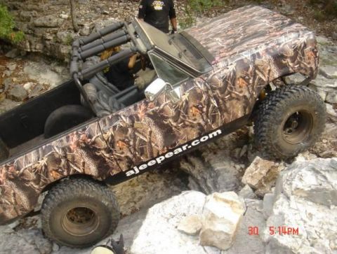 ROCK CRAWLING AT TREES RANCH JULY 2005