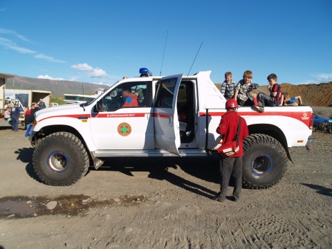  Ford F-350 sitting on 46 inch Mickey Thompson Baja Claw tires