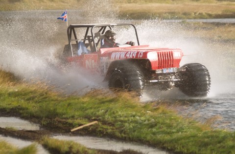 Ingvar A. Arason winner in the Modified Street Class having fun on the river.