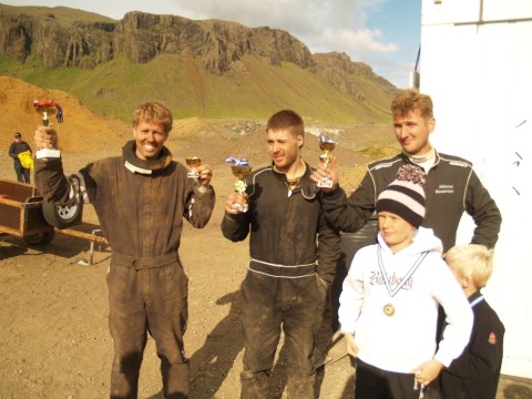 First place winner Hafsteinn Thorvaldsson to the left with second place Jon Orn Ingileifsson in the center and third place winner Johann Runarsson on the right.