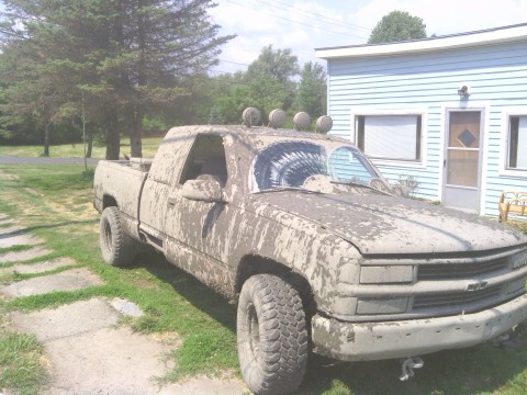 1995 Chevy K1500 - One Muddy Chevy