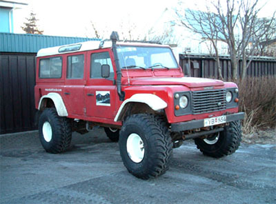 Land Rover Defender lifted for 38" tires!