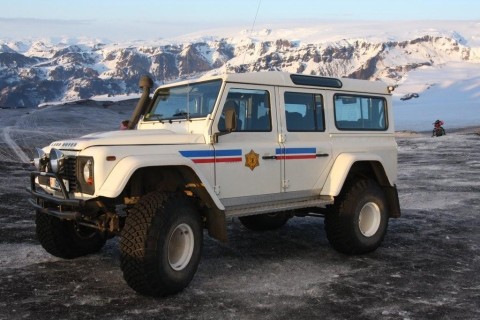 The Land Rover Police Friends