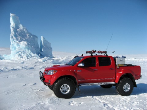 Magnetic North Pole OffRoad